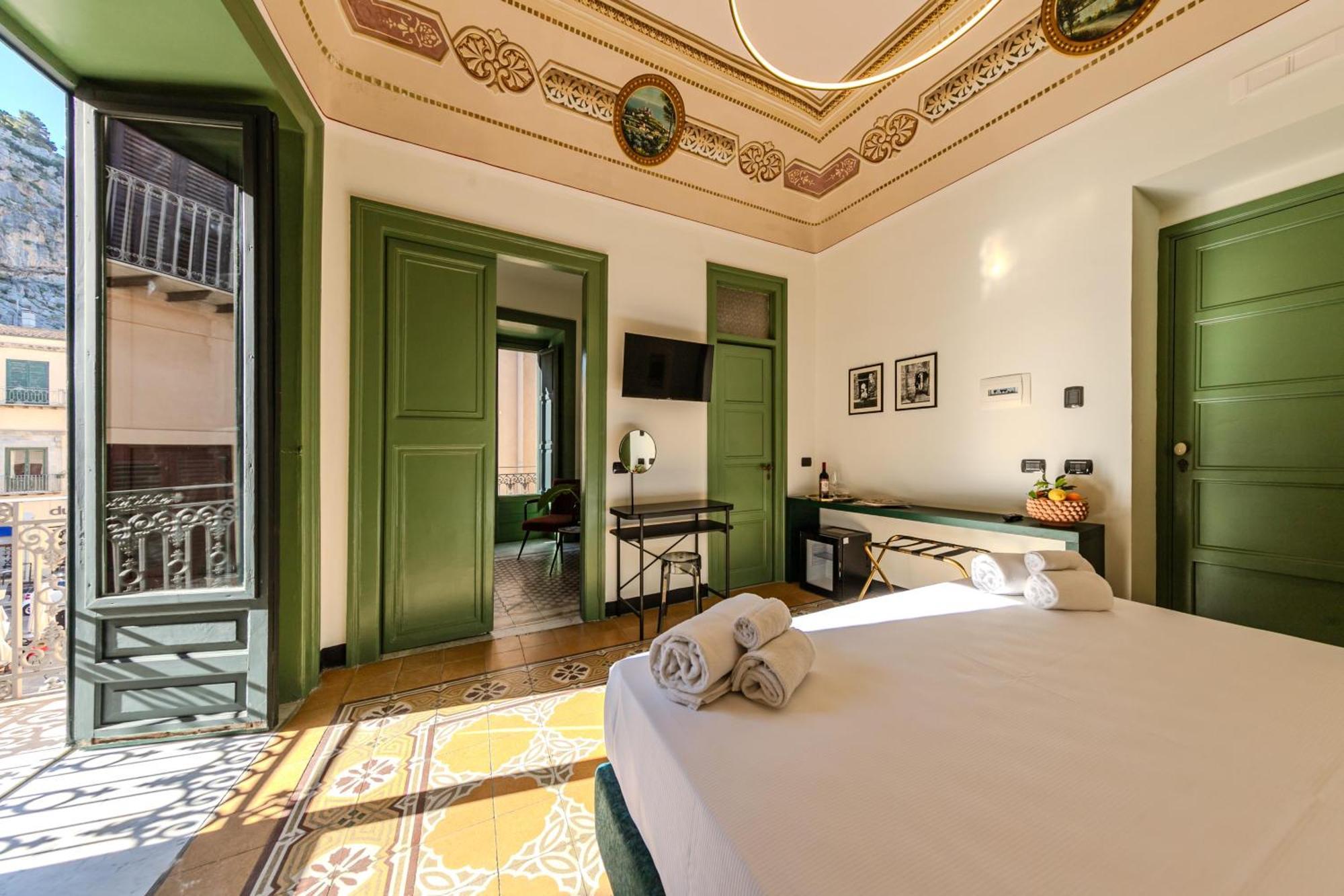 تْشيفالو Palazzo Villelmi المظهر الخارجي الصورة